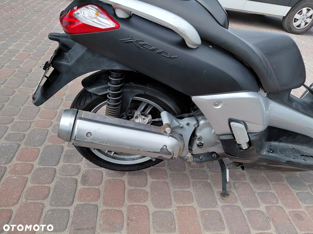 Yamaha X - 8