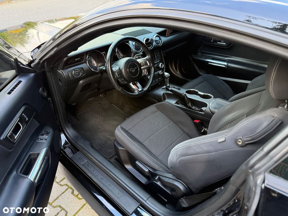 Ford Mustang - 14