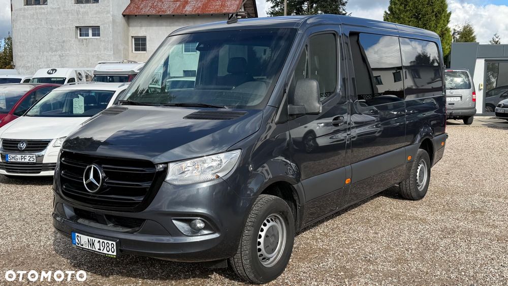 Mercedes-Benz Sprinter - 1