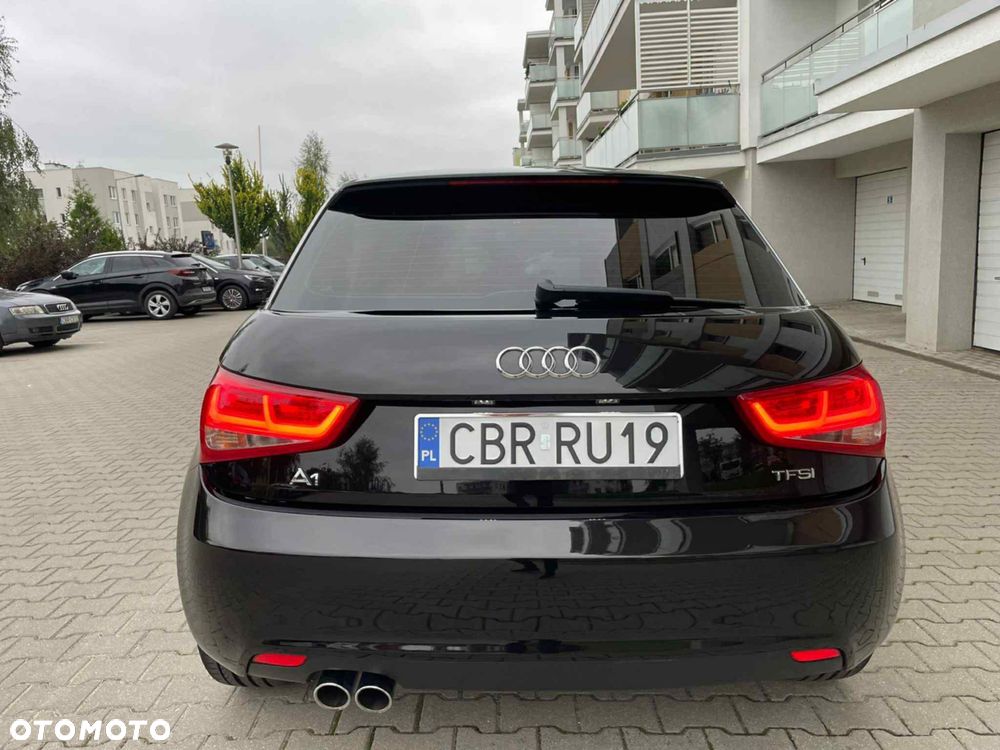 Audi A1 3-drzwiowe 1.4 TFSI cylinder on demand S line Sportpaket - 4