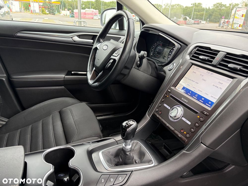 Ford Mondeo 2.0 TDCi Titanium - 22