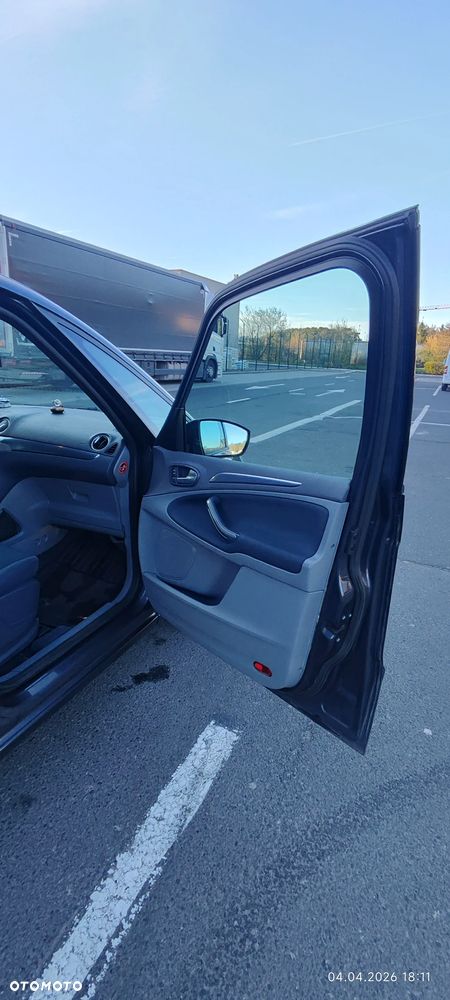 Ford Galaxy 2.0 TDCi Titanium - 24