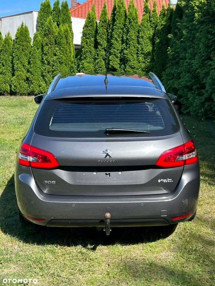 Peugeot 308 - 25