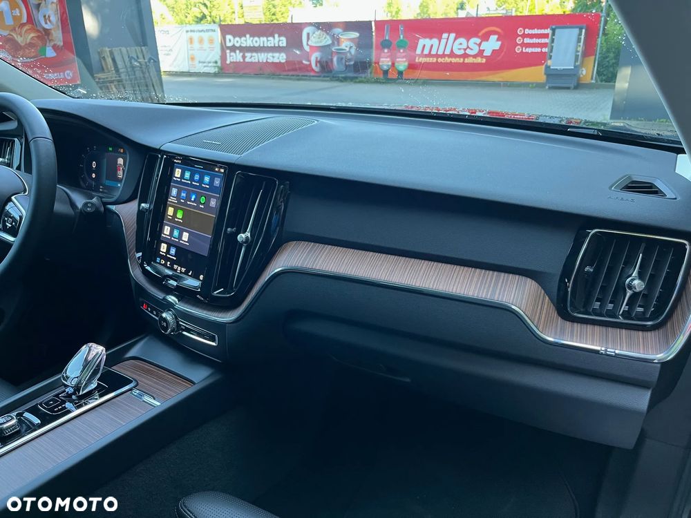 Volvo XC 60 B4 D Geartronic RDesign - 17