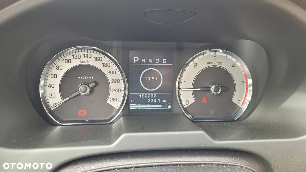 Jaguar XF 3.0 V6 Diesel S - 8