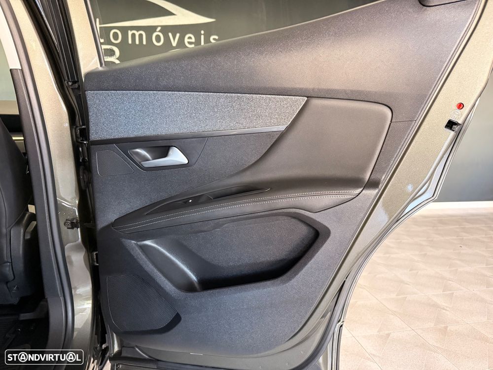 Peugeot 3008 1.5 BlueHDi Allure - 31