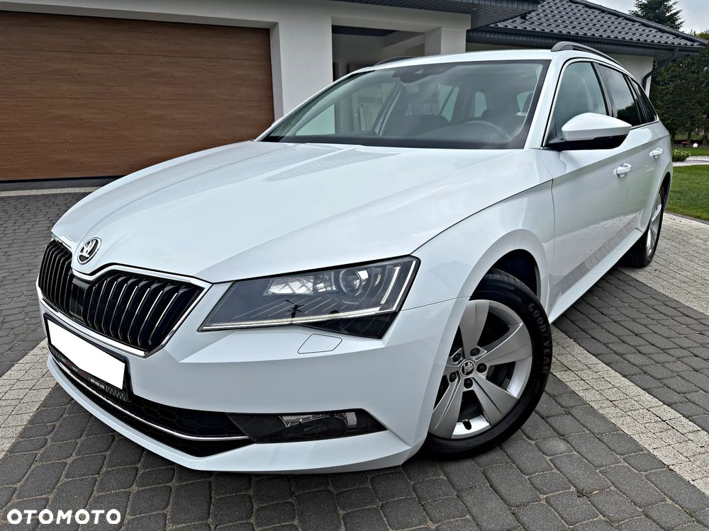 Skoda Superb 2.0 TDI DSG Style - 4