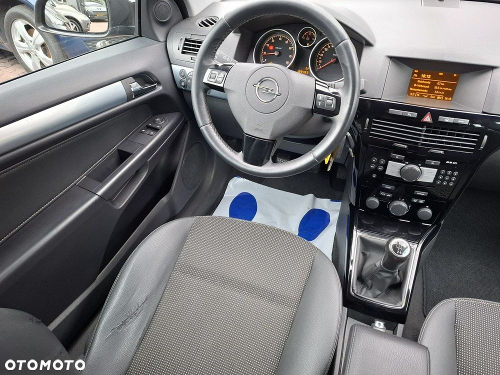 Opel Astra 1.8 Innovation - 10
