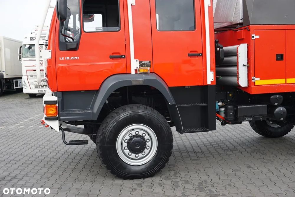 MAN / LE 220 / 4 X 4 / DOKA / STRAŻ POZARNA - 26