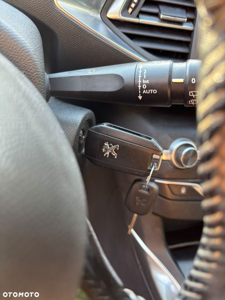Peugeot 308 PureTech 130 Stop & Start Allure - 26