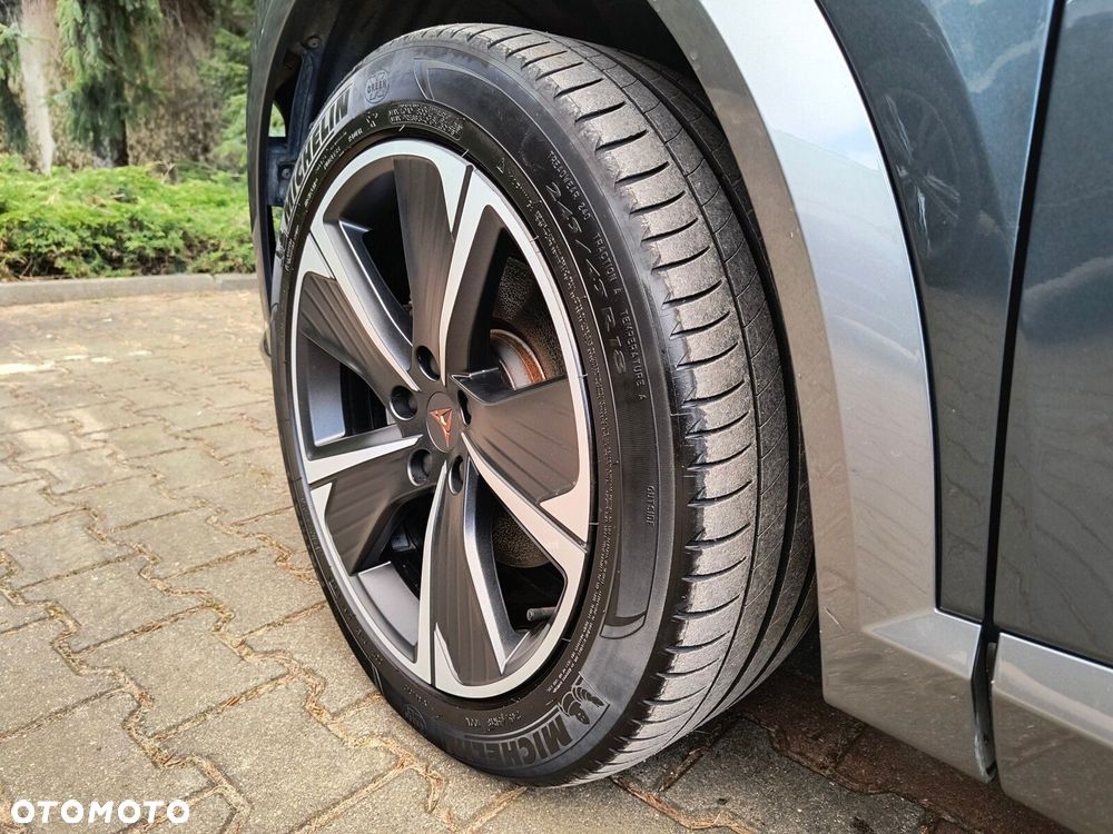 Cupra Formentor 1.4 e-Hybrid DSG - 9