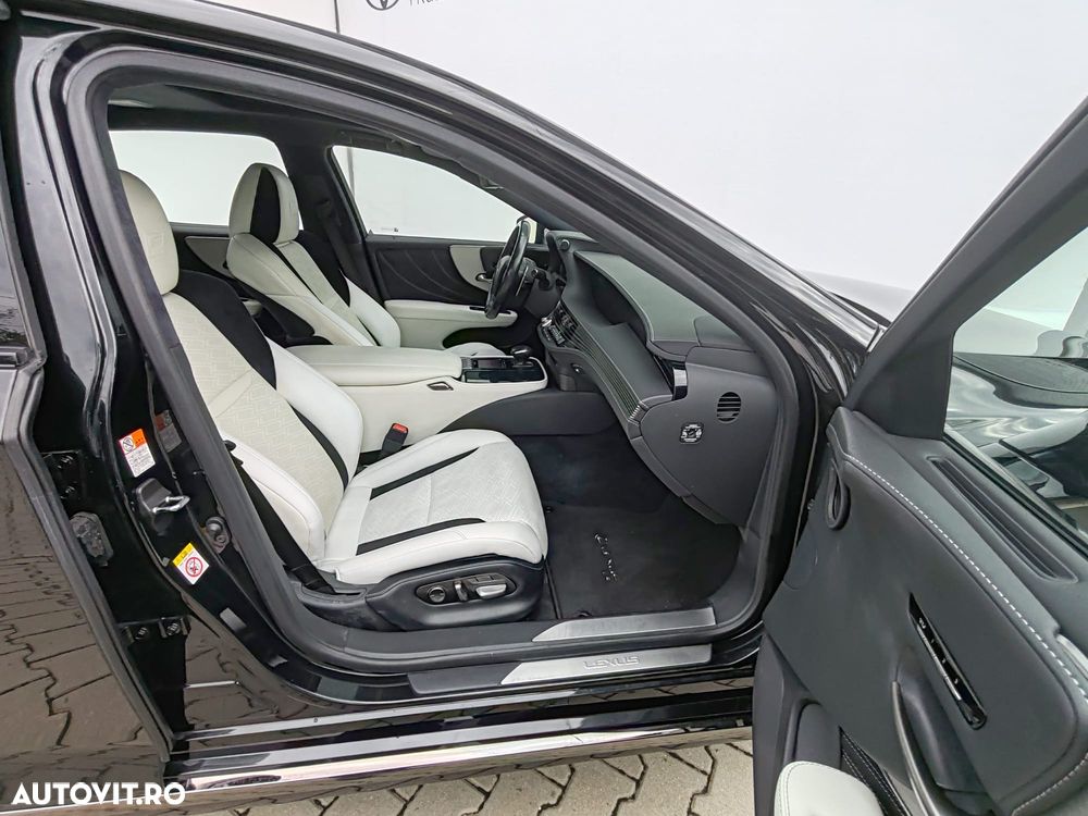 Lexus Seria LS - 10
