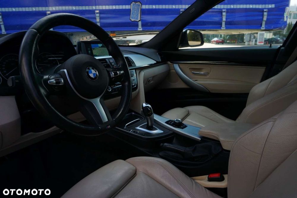 BMW 3GT 330i GPF xDrive - 12