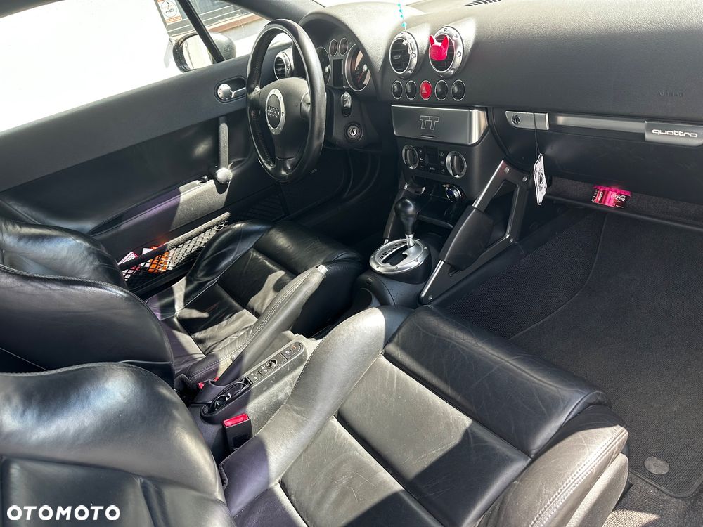 Audi TT Coupé - 9