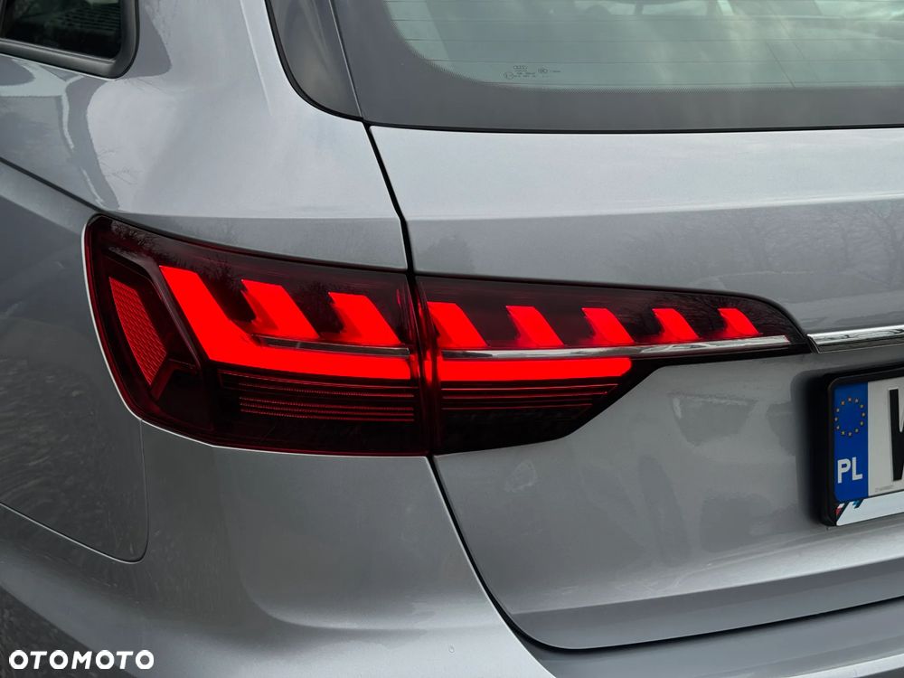 Audi A4 Avant 40 TDI S tronic - 33