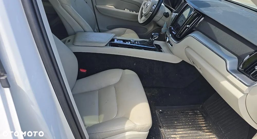 Volvo XC 60 - 17