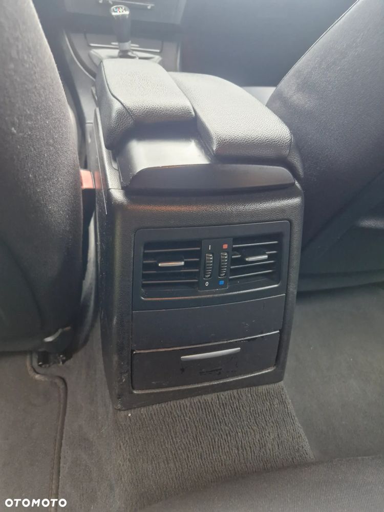 BMW Seria 3 - 16