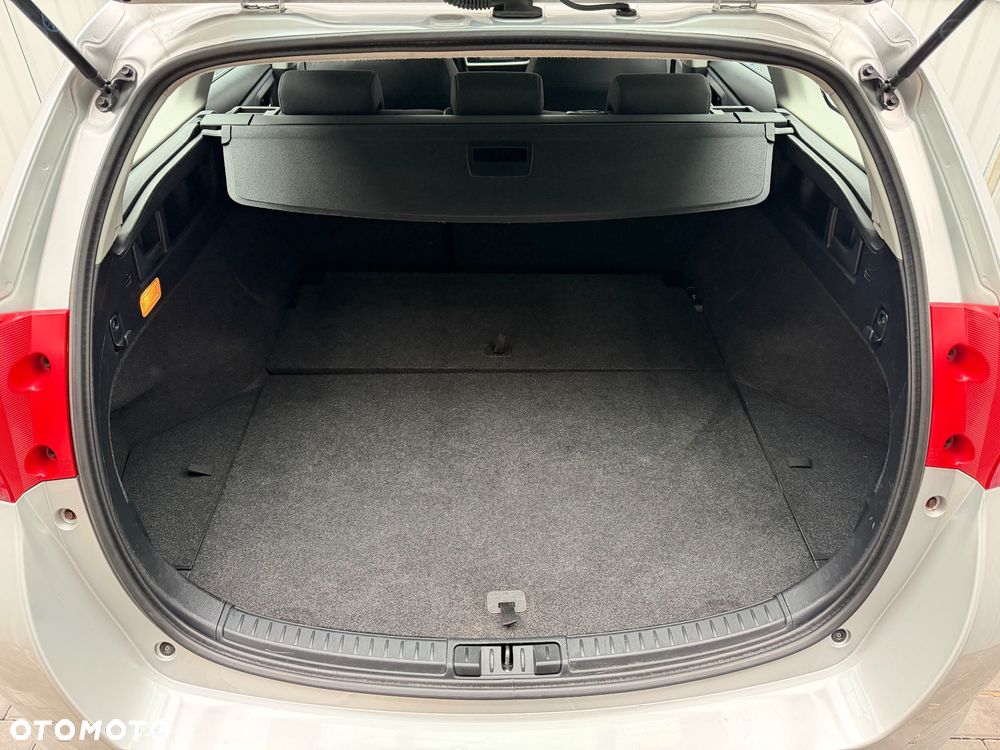 Toyota Auris 1.33 Dual-VVT-i Edition-S - 21