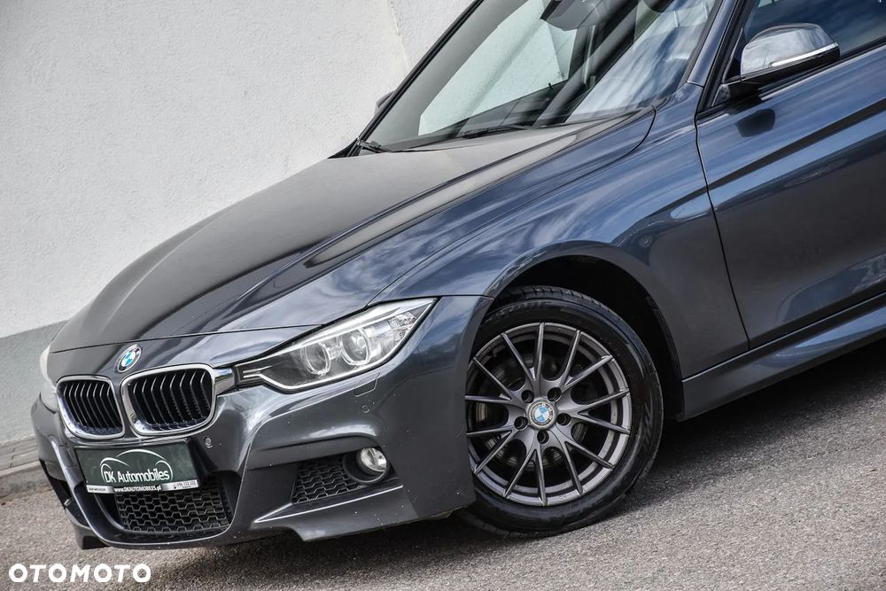 BMW Seria 3 320d DPF Edition Sport - 15
