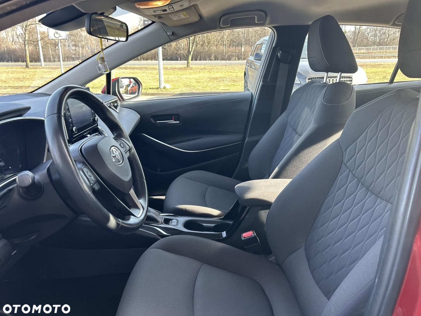 Toyota Corolla - 10