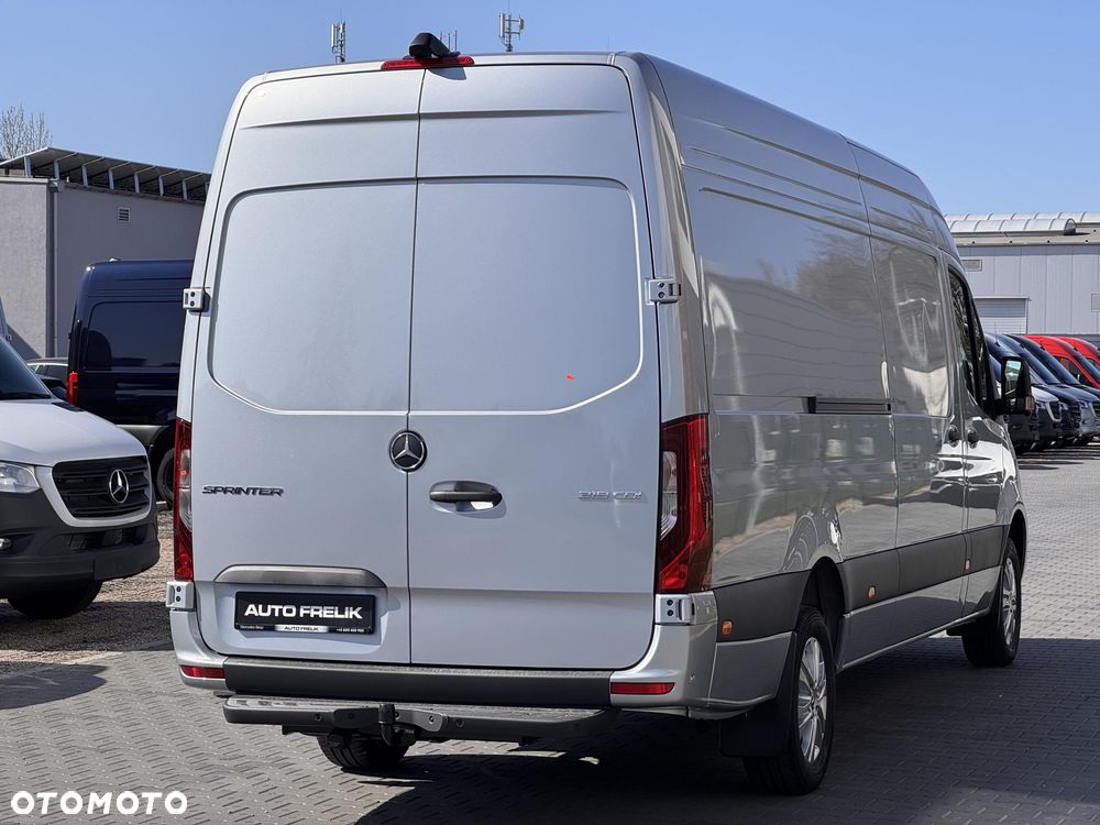 Mercedes-Benz Sprinter - 6