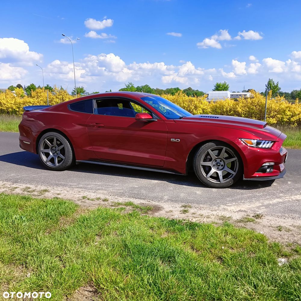 Ford Mustang 5.0 V8 GT - 1