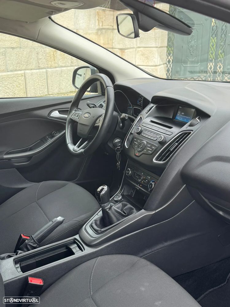Ford Focus SW 1.0 SCTi Trend - 4
