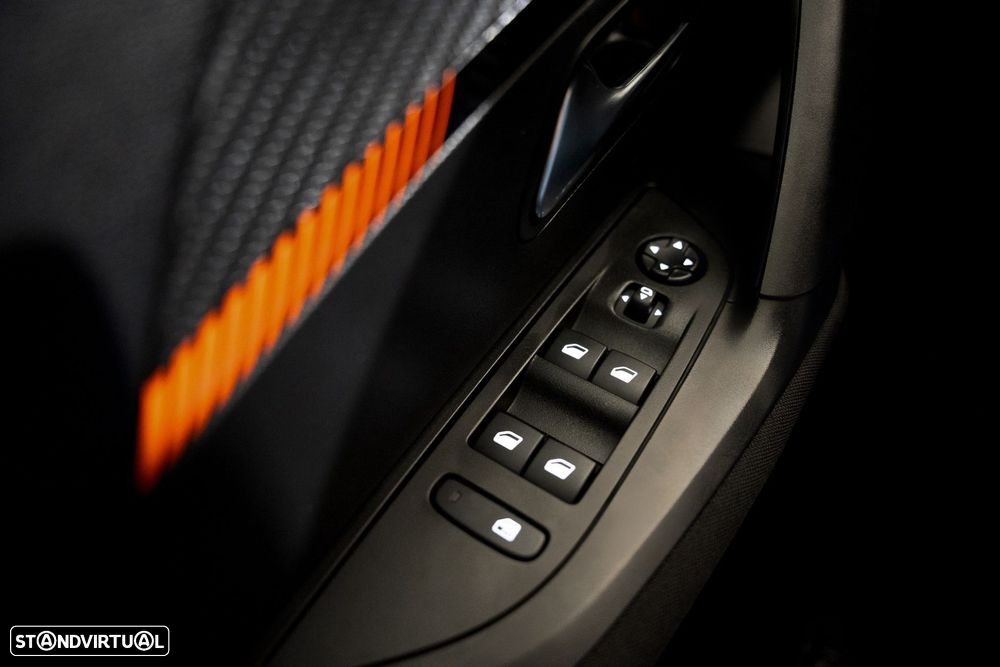 Peugeot 2008 1.2 PureTech Active Pack - 13