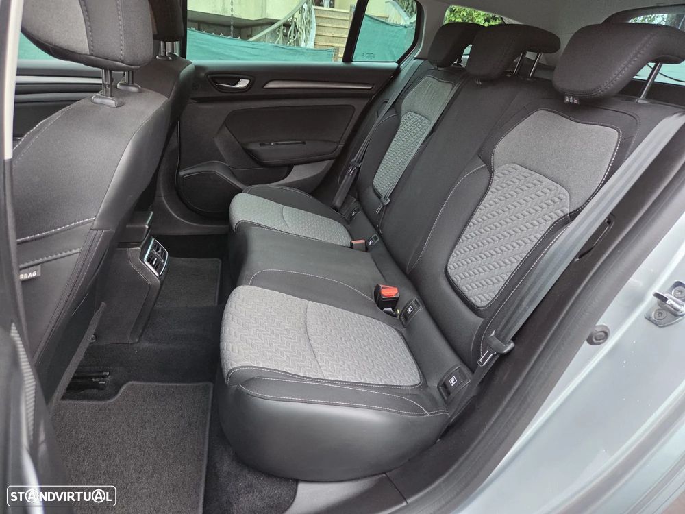 Renault Mégane Sport Tourer 1.5 Blue dCi Limited - 6