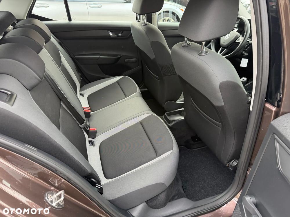 Skoda Fabia 1.2 TSI Ambition - 32