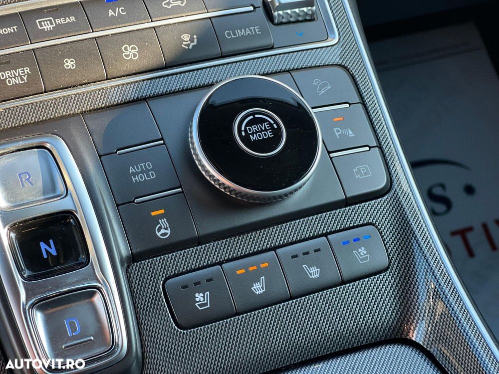 Hyundai Santa Fe Hybrid 1.6 l 230 CP 4WD 6AT Luxury - 27