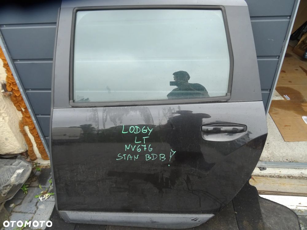 DACIA LODGY DRZWI LEWE TYLNE NV676 CZARNE ORYGINAL LAKIER STAN BDB SZYBA PODNOSNIK LISTWA ZAMEK KLAMKA ITP