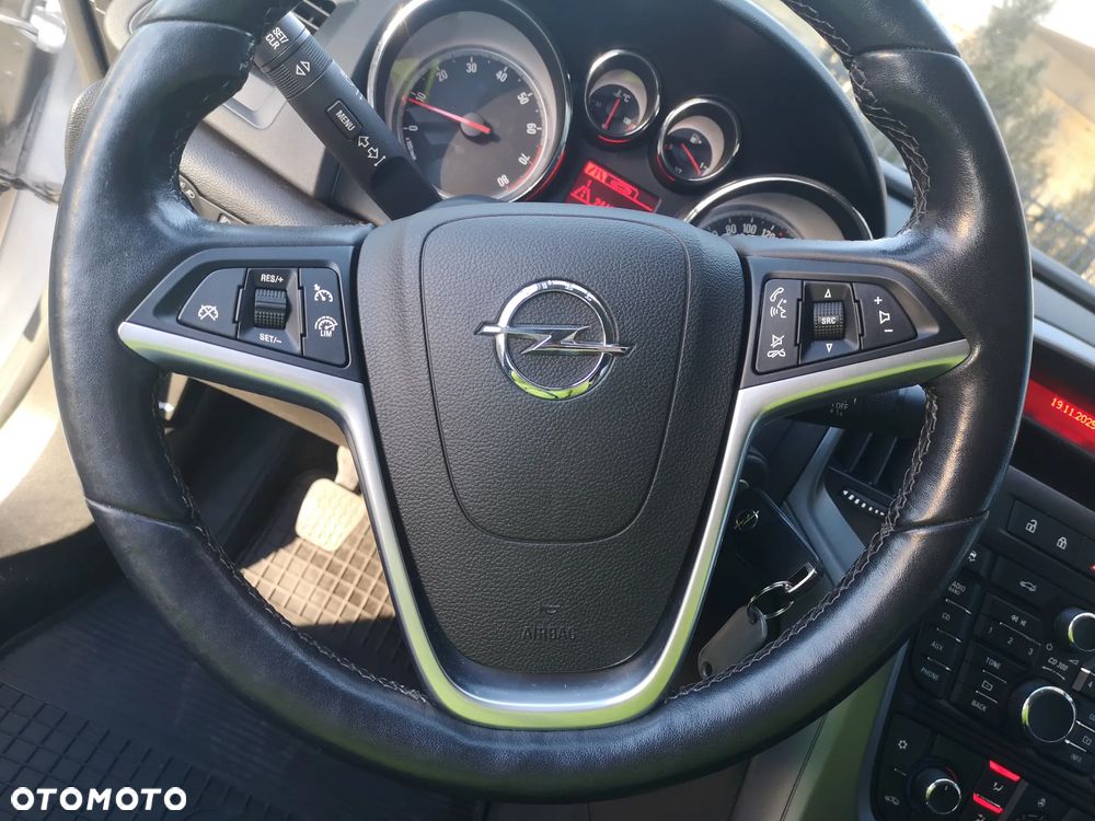 Opel Astra 1.4 T Enjoy - 16