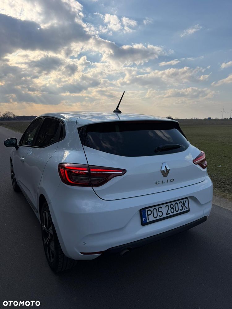 Renault Clio BLUE dCi 100 BUSINESS EDITION - 12