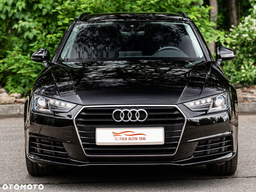 Audi A4 Avant 2.0 TDI Design - 18