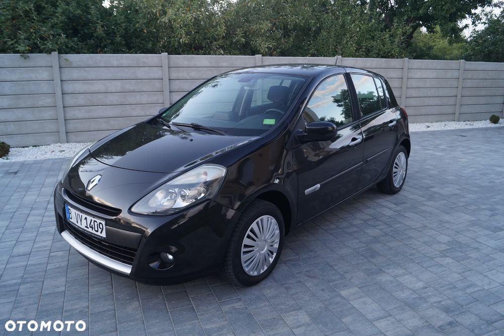 Renault Clio 1.2 16V 75 nightDay - 1