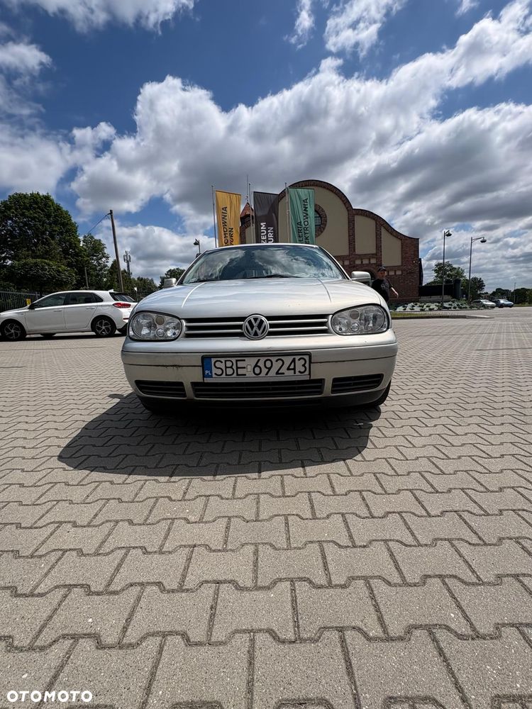 Volkswagen Golf 1.6 Comfortline - 9