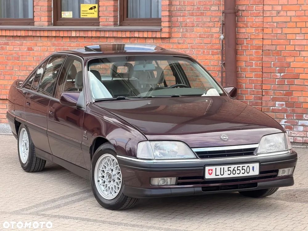 Opel Omega 2.6i CD Diamond - 15