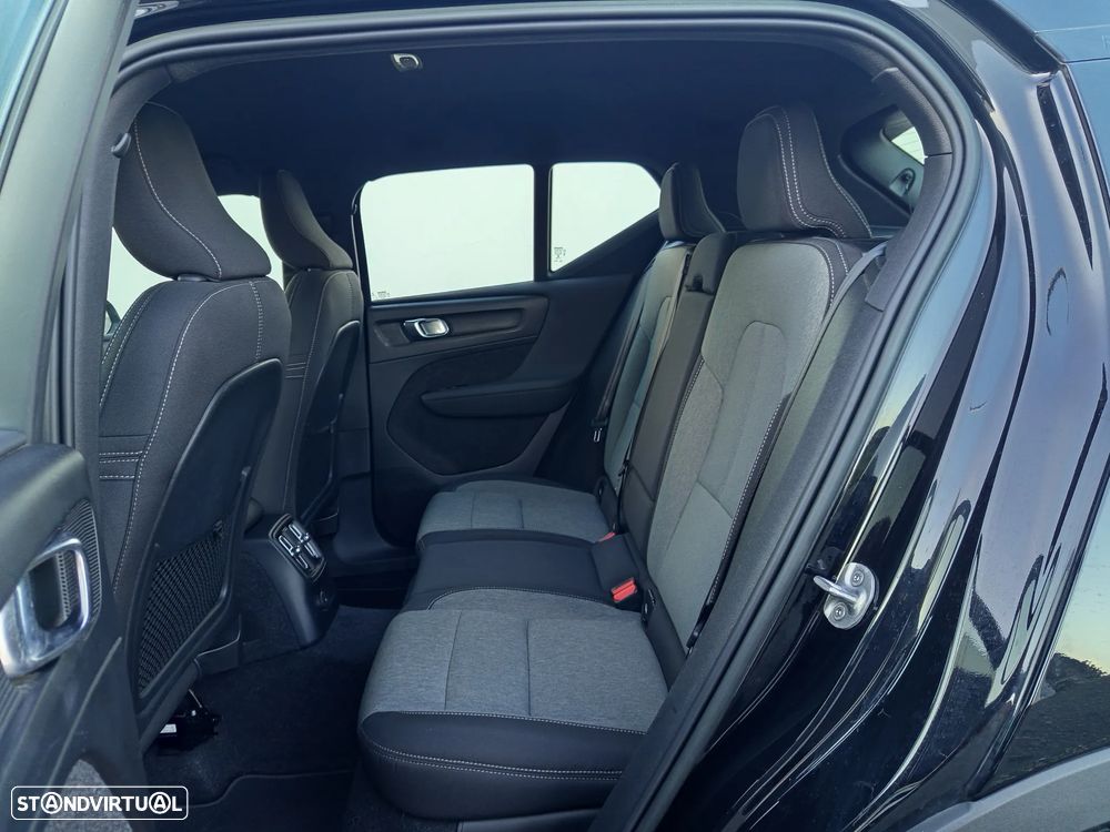 Volvo XC 40 T4 Recharge DKG Essential - 11