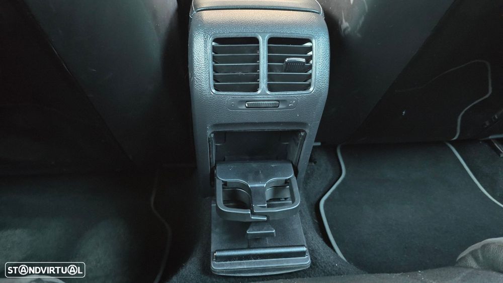 VW Golf - 49