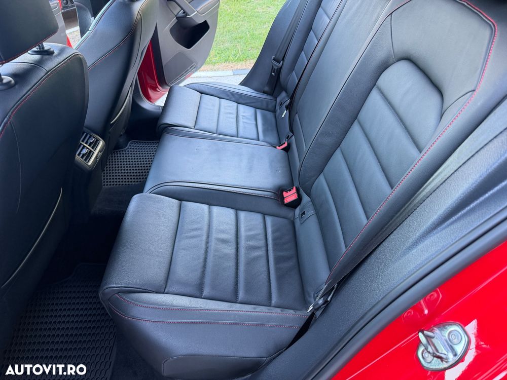 Volkswagen Golf 2.0 GTI DSG - 7