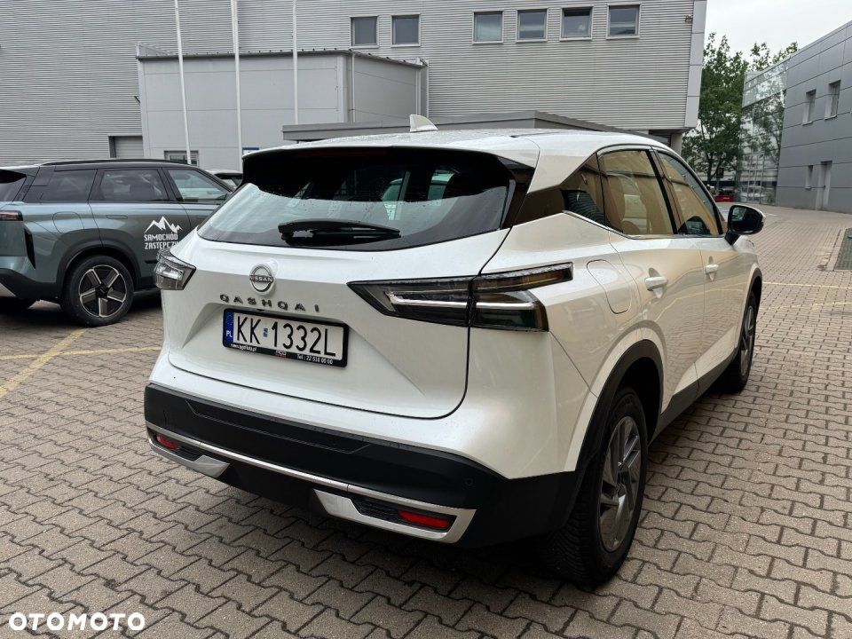 Nissan Qashqai - 4