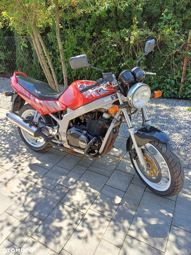 Suzuki GS - 1