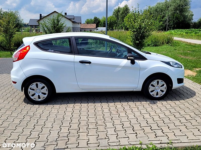 Ford Fiesta - 10