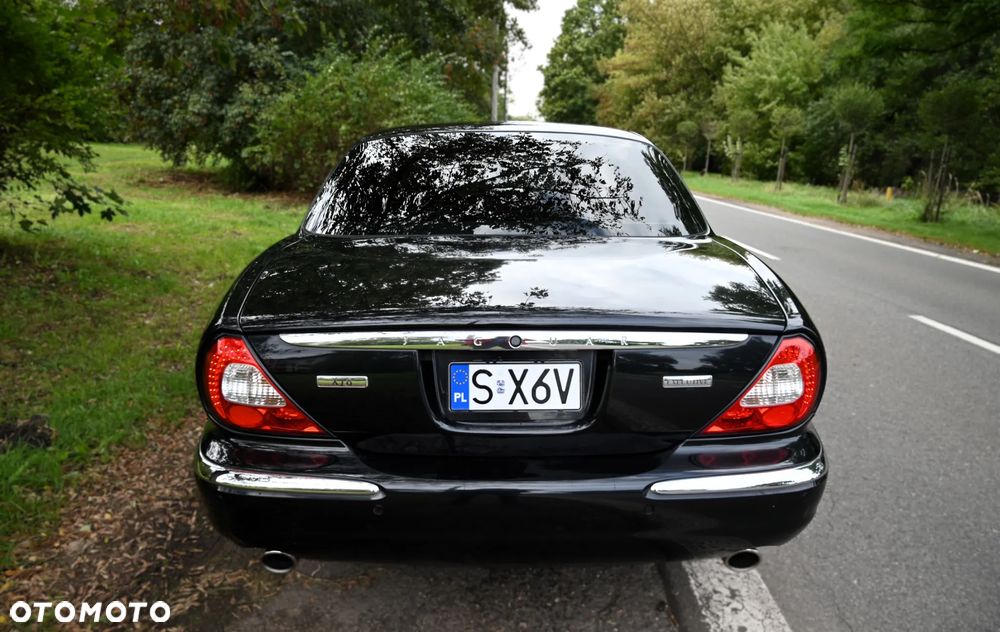 Jaguar XJ XJ8 4.2 Executive - 28