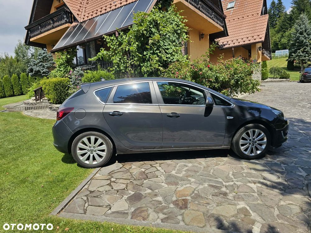 Opel Astra 1.4 T Cosmo - 5
