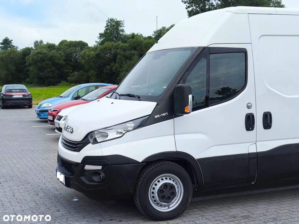 Iveco DAILY - 10