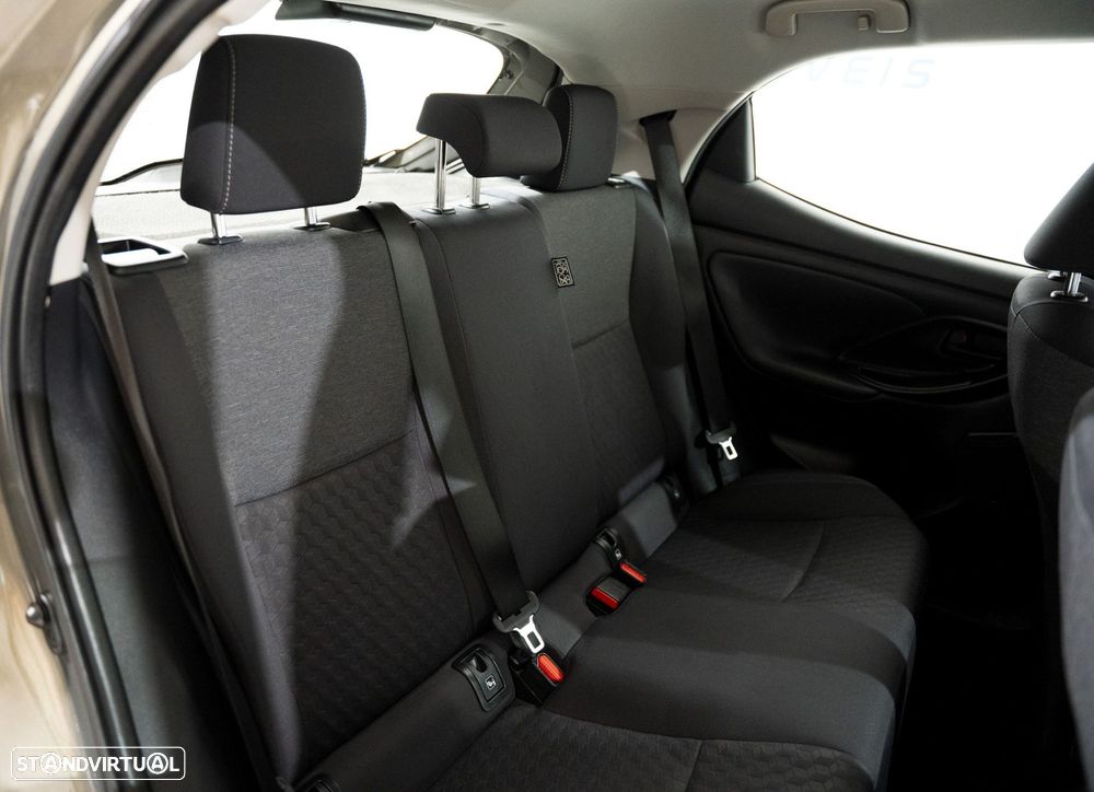 Toyota Yaris 1.0 VVT-i Comfort Plus - 11