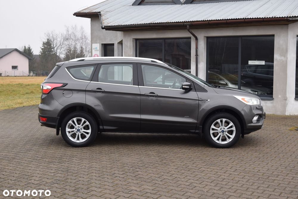 Ford Kuga 2.0 TDCi 4x4 Titanium - 9