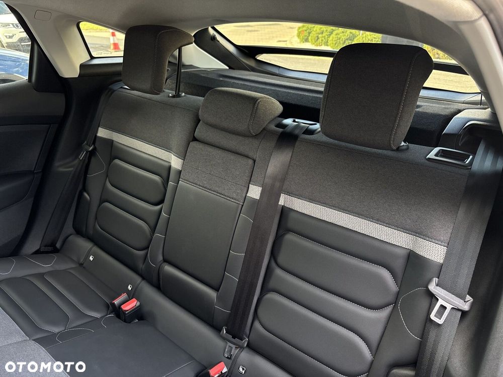Citroën C4 1.2 PureTech Max S&S EAT8 - 36